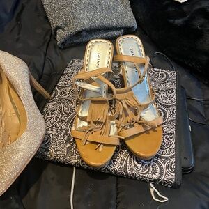 Fringe shoes